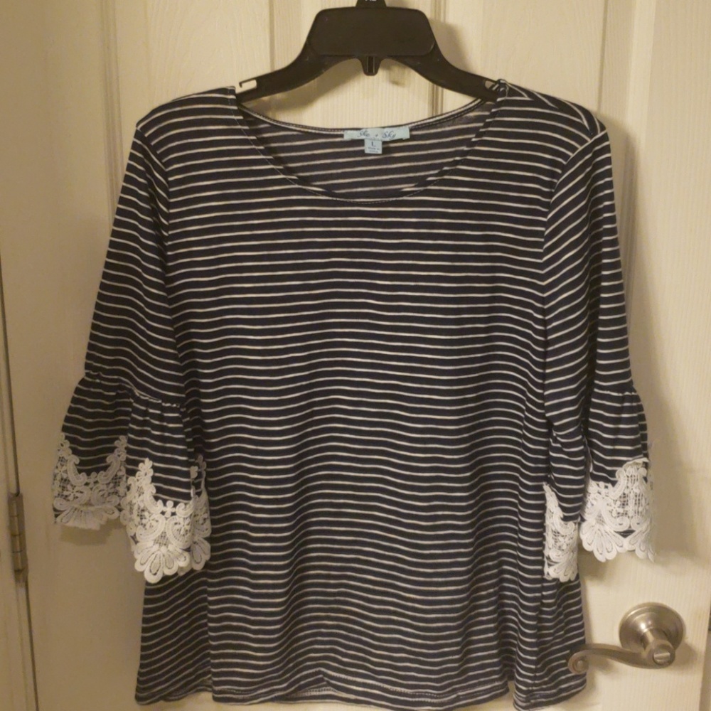 She & Sky striped top
